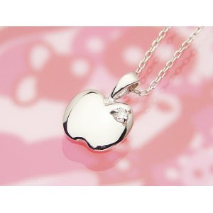 画像: アップル（りんご）天然誕生石ペンダント/プラチナ[ダイヤモンド]※ネックレスチェーンは別売りです